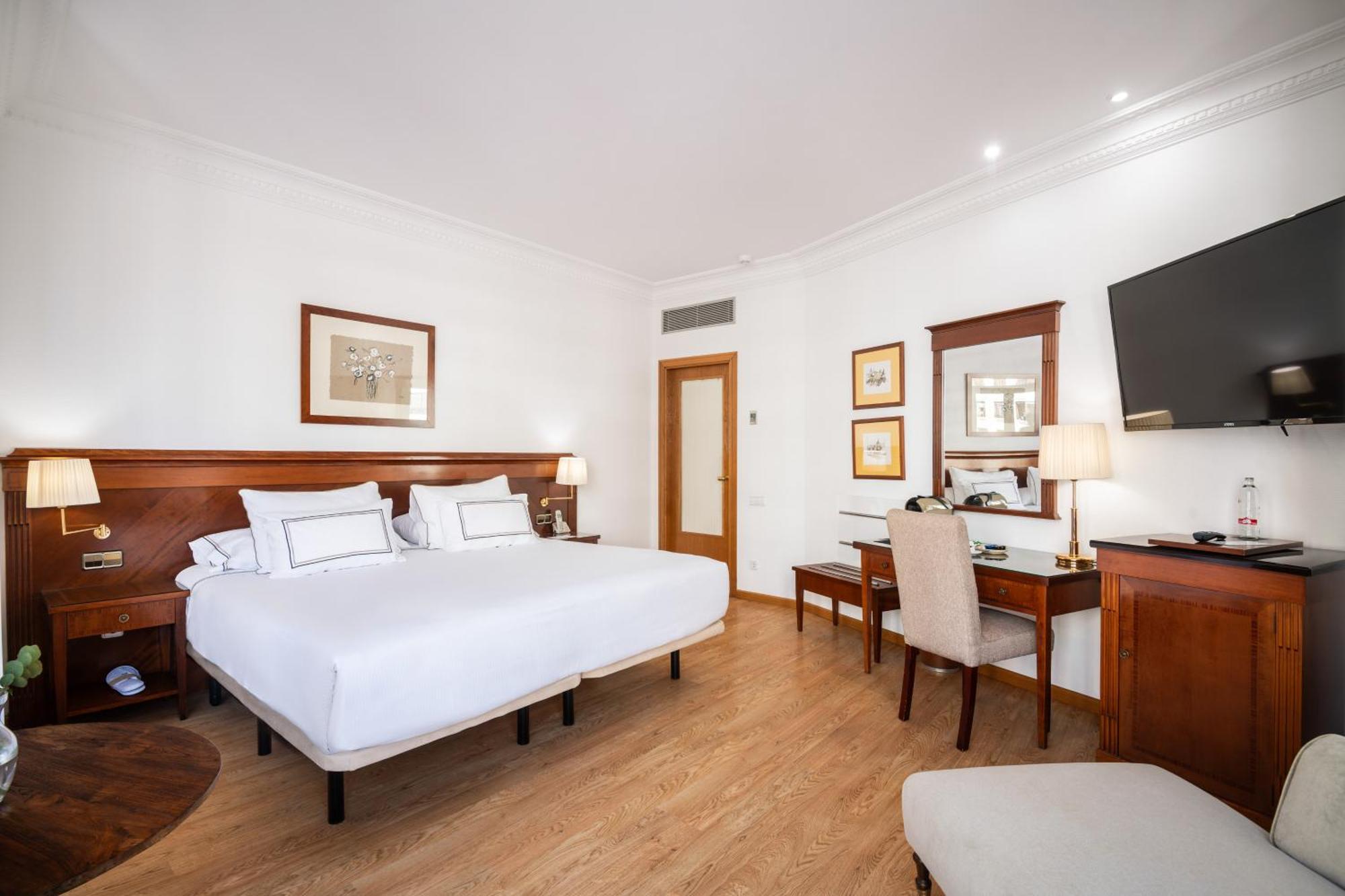 เมเลีย พลาซา บาเลนเซีย Hotel ภายนอก รูปภาพ