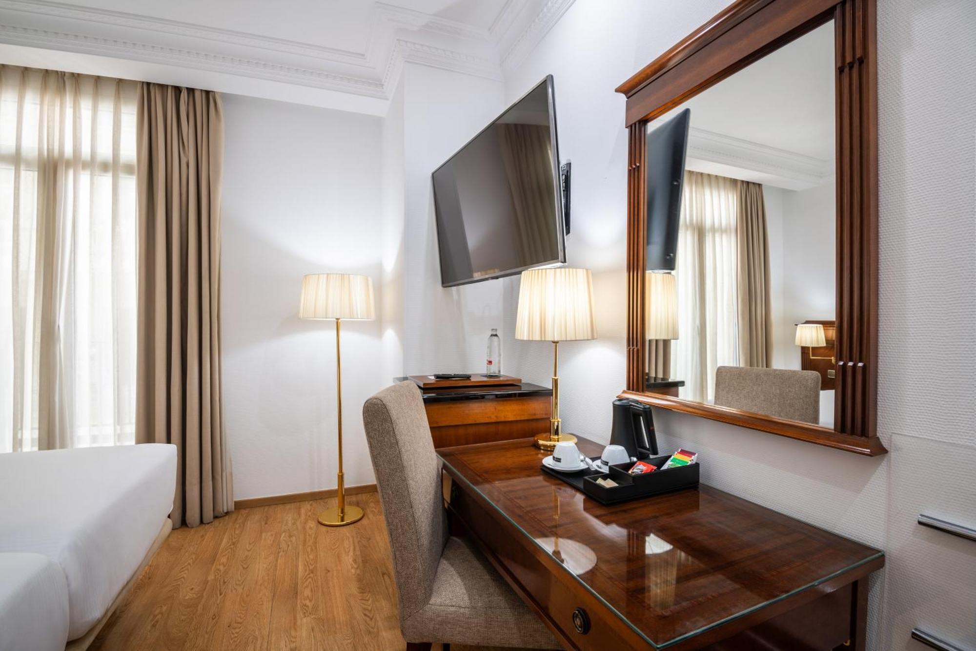 เมเลีย พลาซา บาเลนเซีย Hotel ภายนอก รูปภาพ