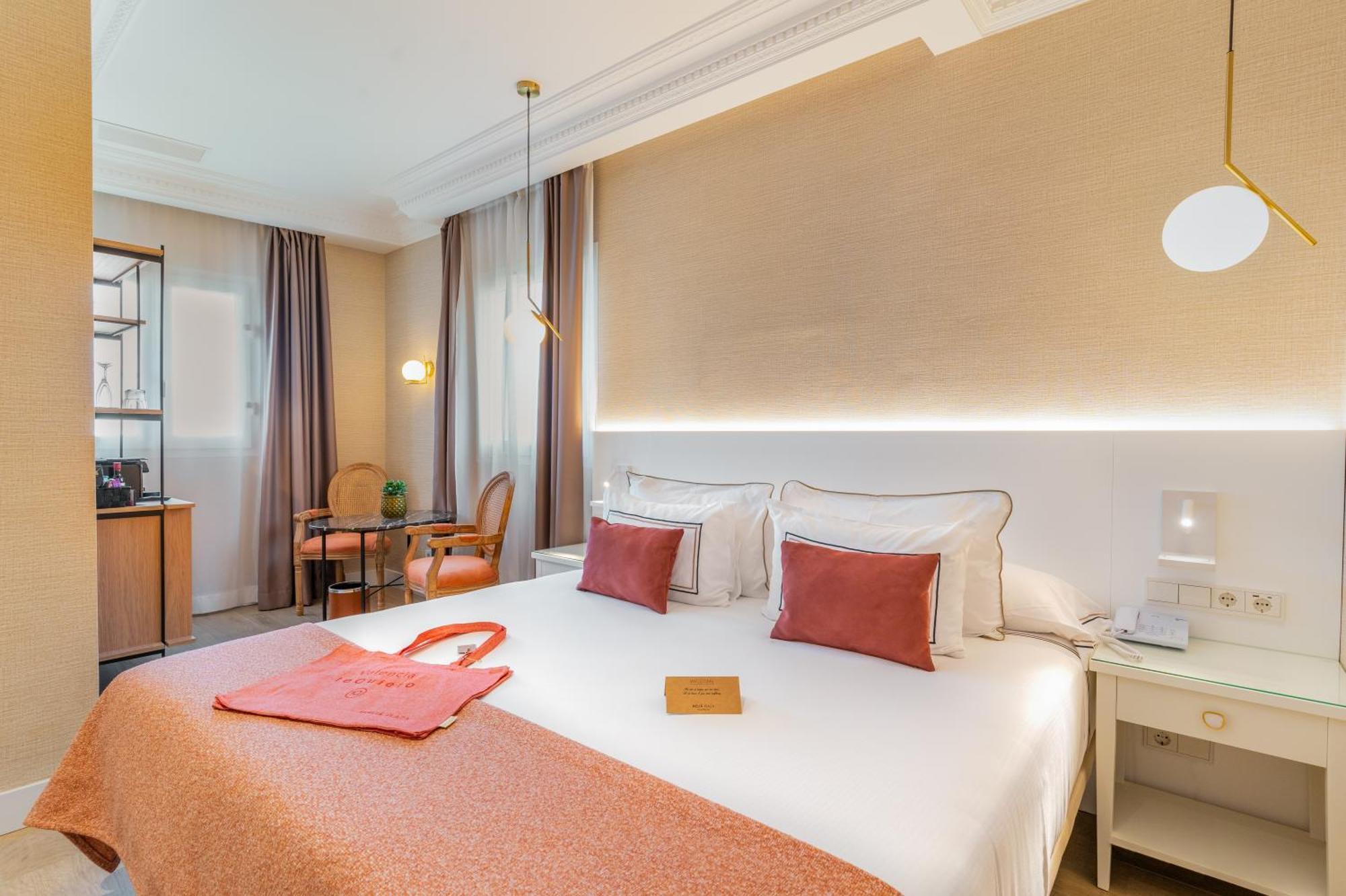 เมเลีย พลาซา บาเลนเซีย Hotel ภายนอก รูปภาพ