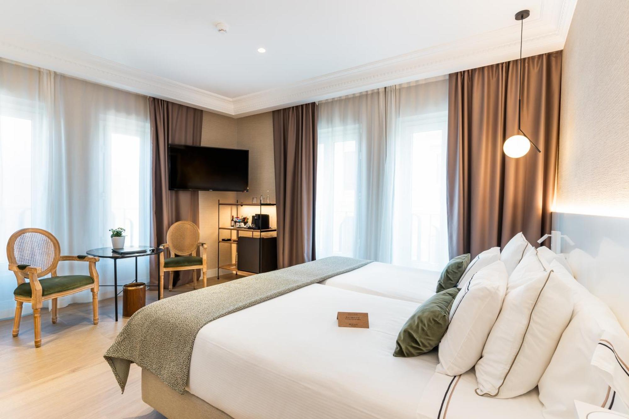 เมเลีย พลาซา บาเลนเซีย Hotel ภายนอก รูปภาพ